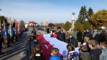 Zdjęcie z galerii Gminne Obchody Święta Niepodległości